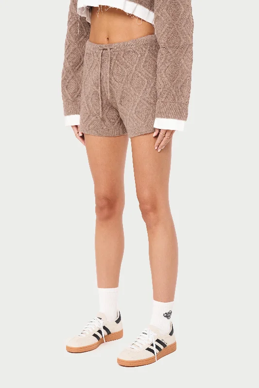 CABLE KNITTED SHORTS - BROWN